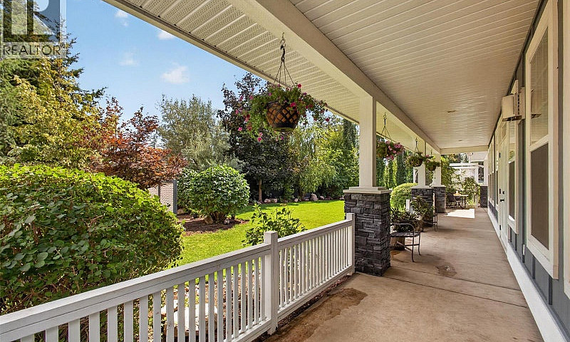 7272 Dunwaters Road ...