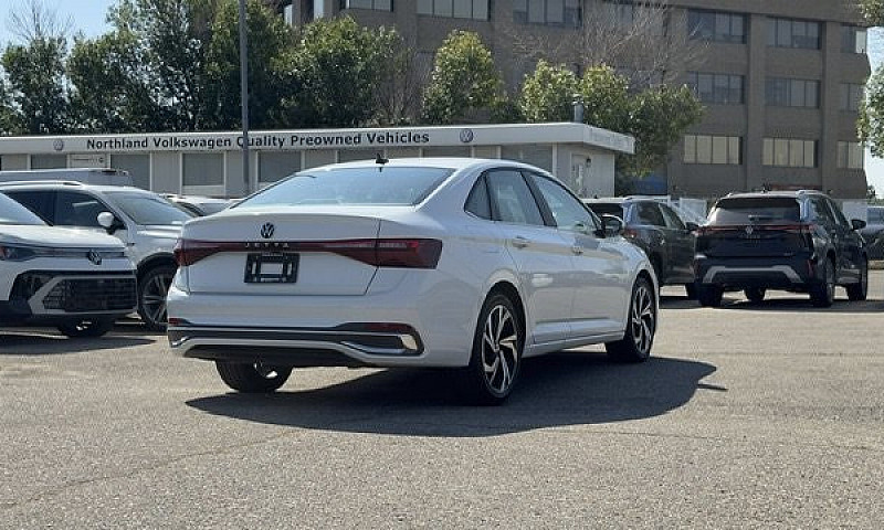 2025 Volkswagen Jett...