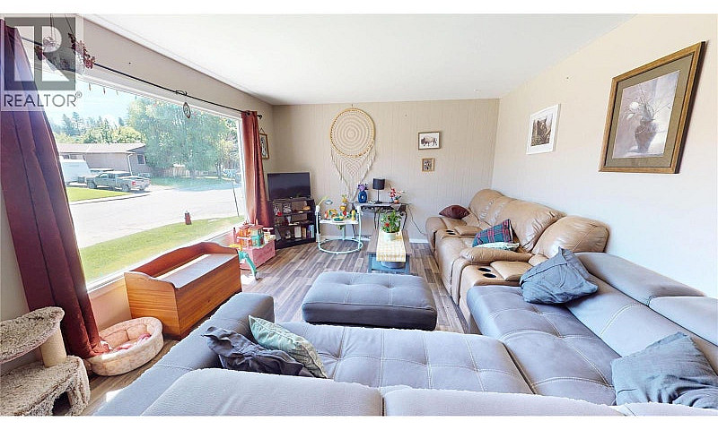 1516 6A Street S Cra...