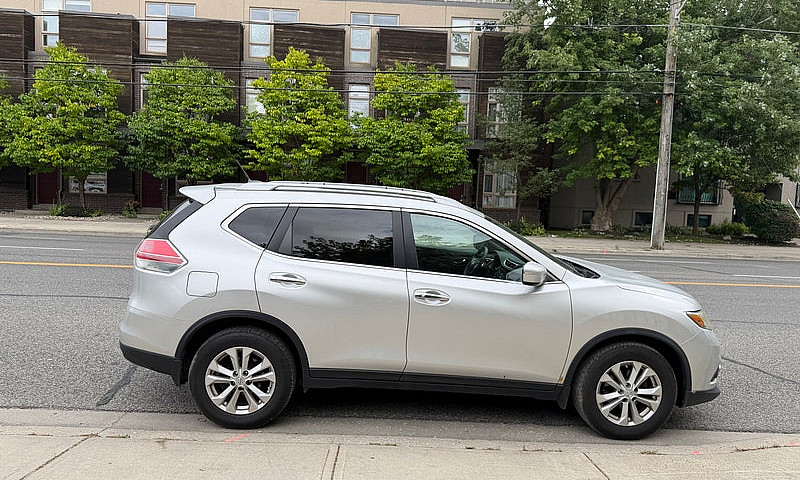2014 Nissan Rogue S ...