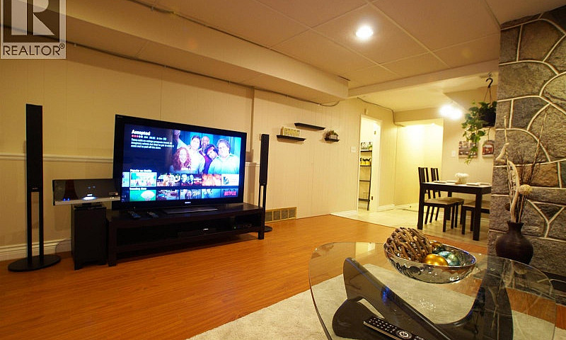 48Xx Mckee Place Bur...