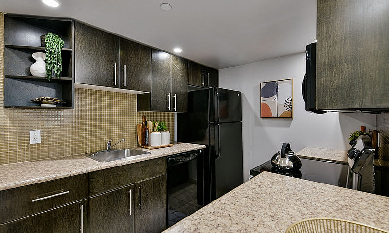 160 Smith - 2 Bedroo...