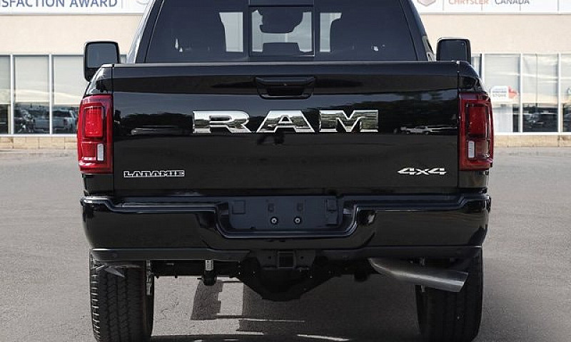 2025 Ram 2500 Larami...