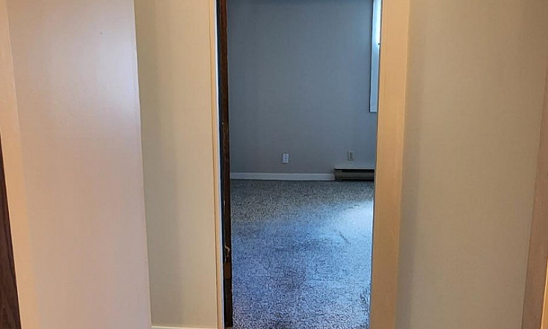Rosewood Court #327...