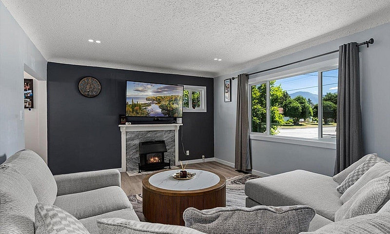 46591 Portage Avenue...