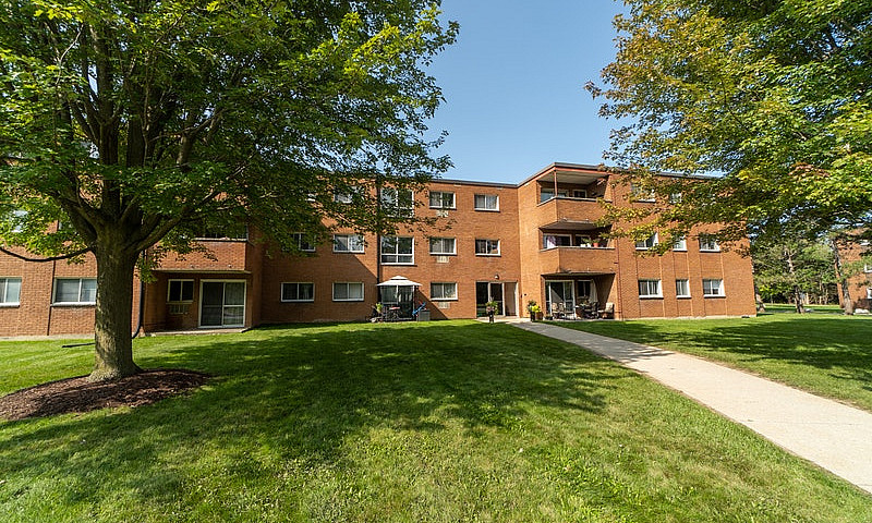 1 Bedroom Suite - Gr...