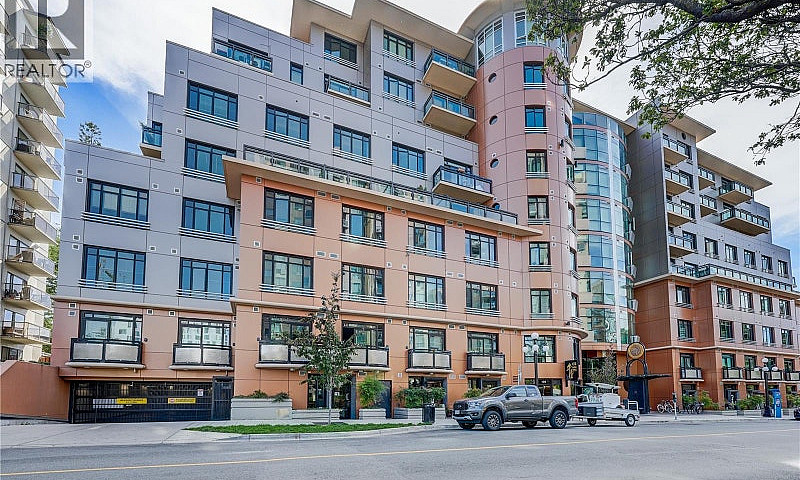 436 1029 View St Vic...
