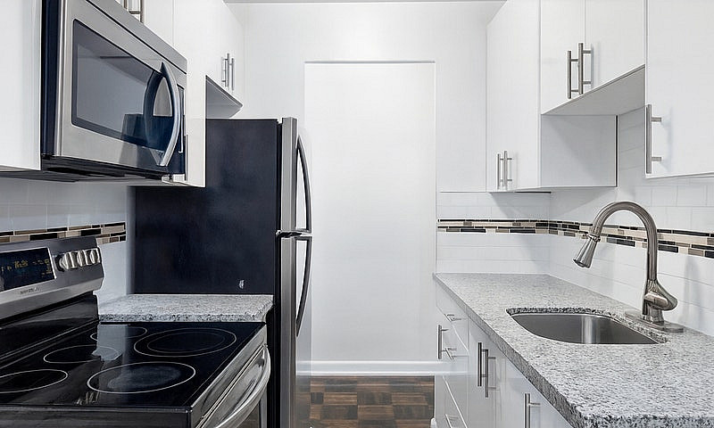 Dawes Apartments - R...