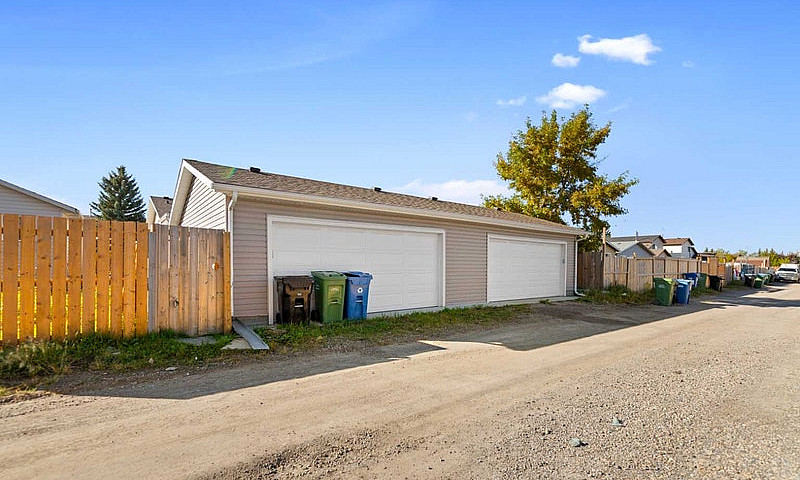 House For Sale In Wh...