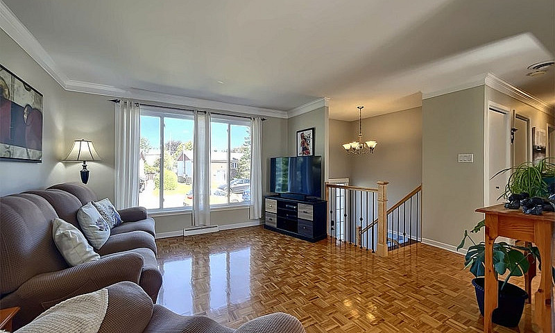 $571,000 - Bungalow ...