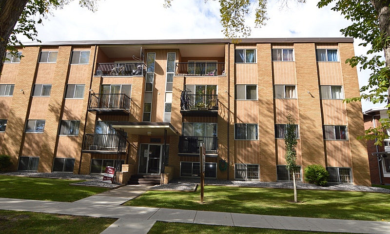 Riverview Apartments...