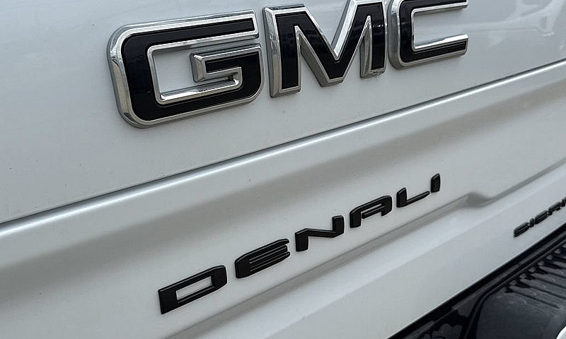 2026 Gmc Sierra 1500...
