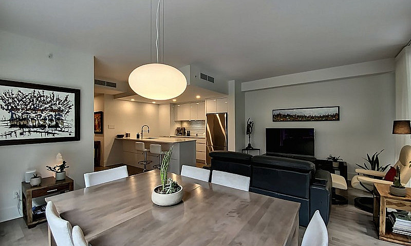 715 000$ - Condo À V...