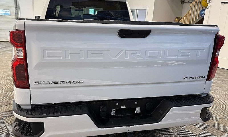 2022 Chevrolet Silve...