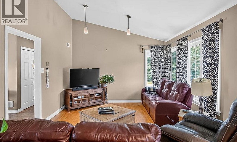 591 Grove Hill Road ...