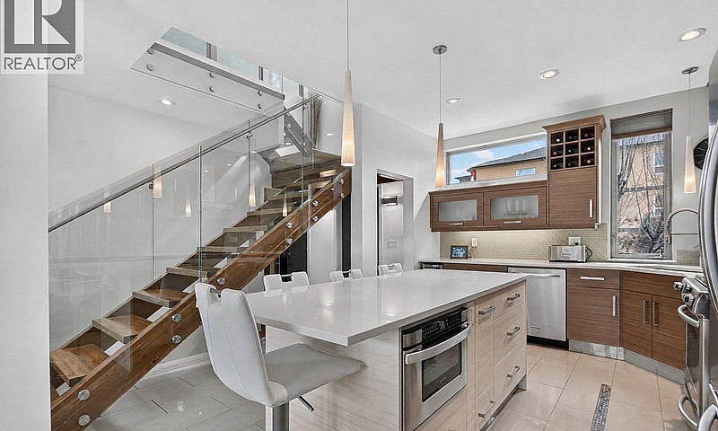 433 Churchill Avenue...