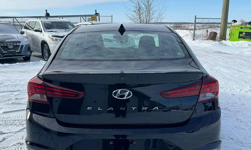 2020 Hyundai Elantra...