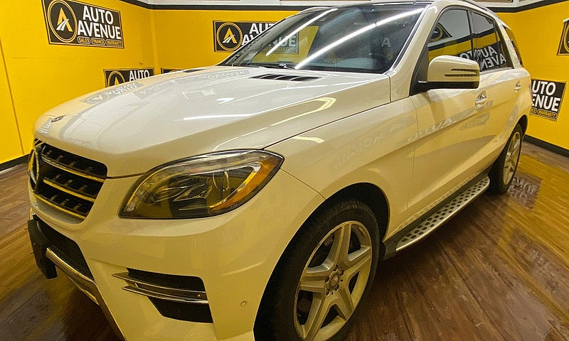 2015 Mercedes-Benz M...