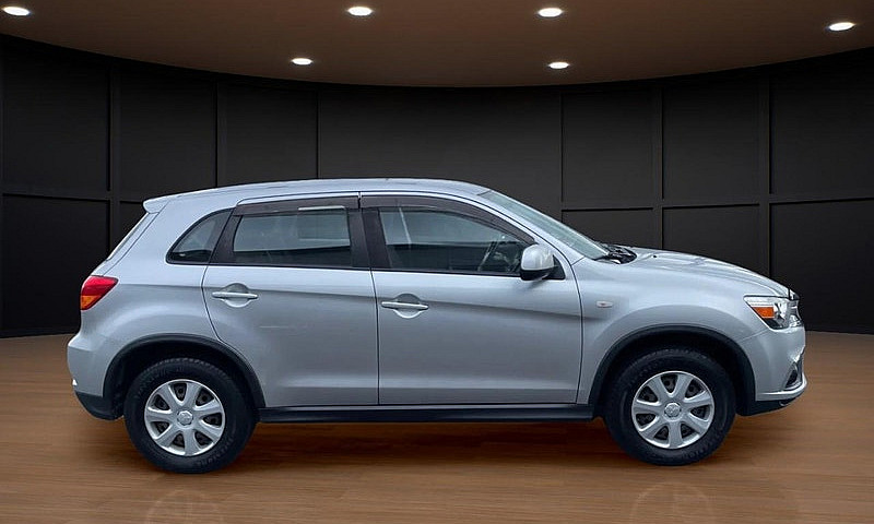 2019 Mitsubishi Rvr ...