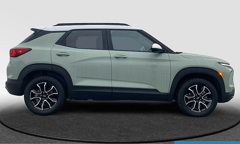 2025 Chevrolet Trail...