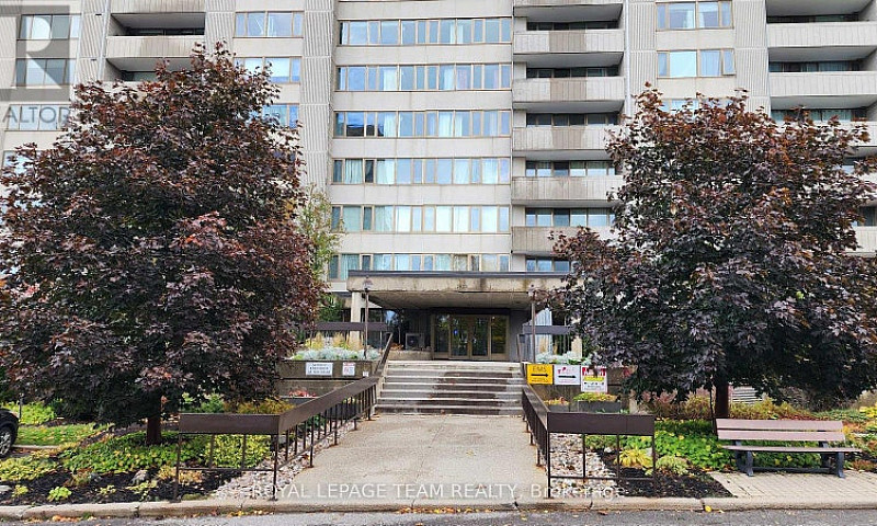 404 - 2625 Regina St...