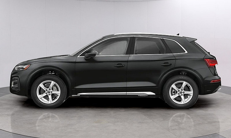 2024 Audi Q5 Komfort...