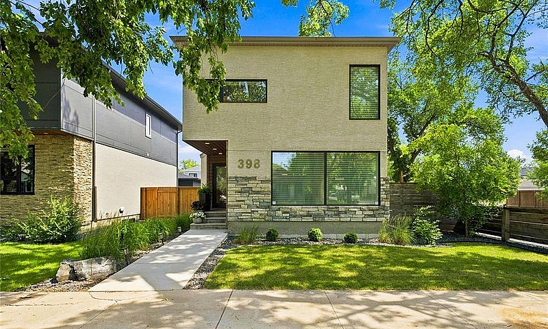 398 Beaverbrook Stre...