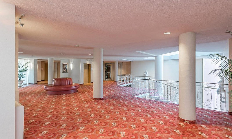 Studio Apartment For...