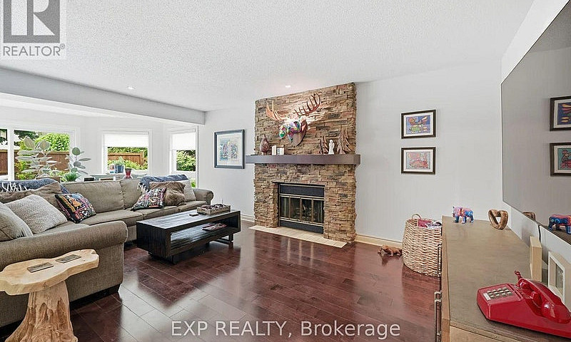 766 Lalande Terrace ...