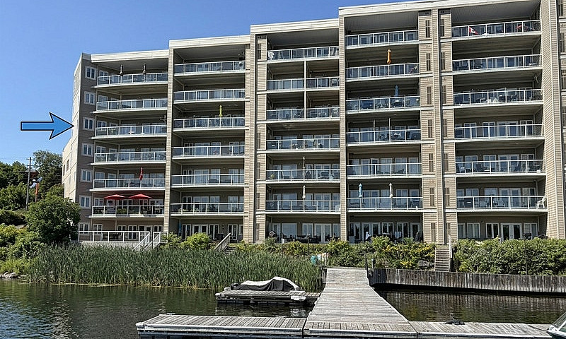 401 - 5 Bay Road...