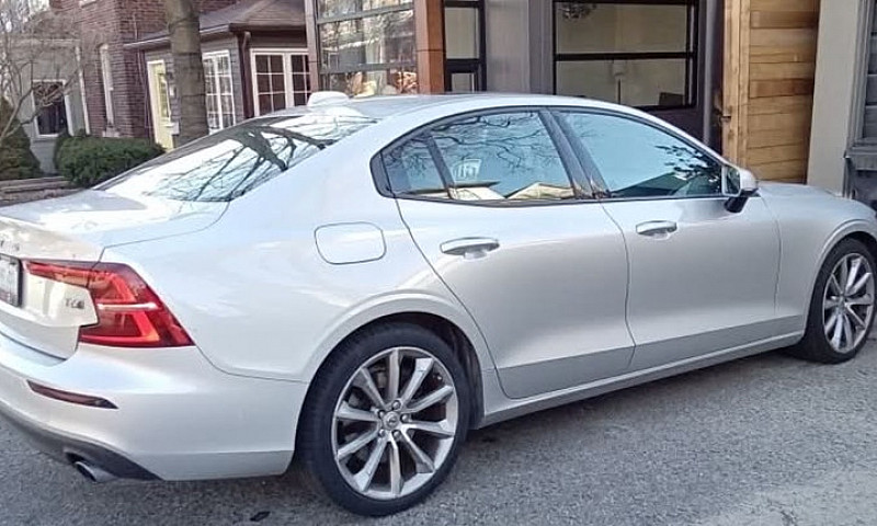 2020 Volvo S60 T6 Mo...