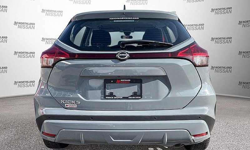 2025 Nissan Kicks Pl...