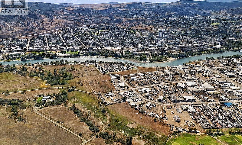820 Sarcee Street Ka...