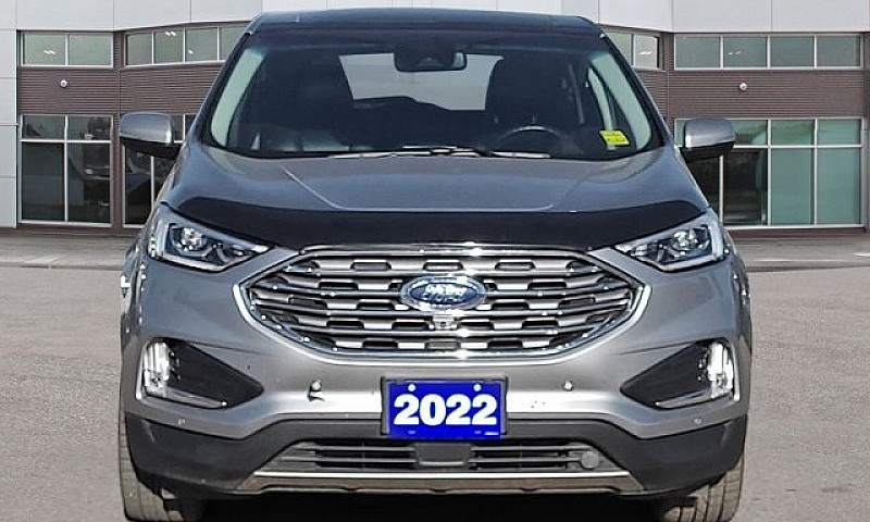 2022 Ford Edge Titan...