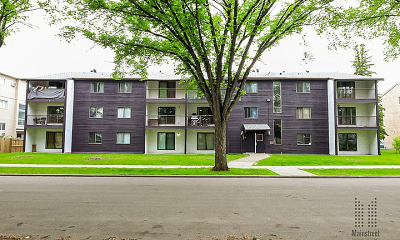 Westwood Apartment F...