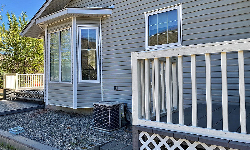 Move In Ready! 3 Bdr...
