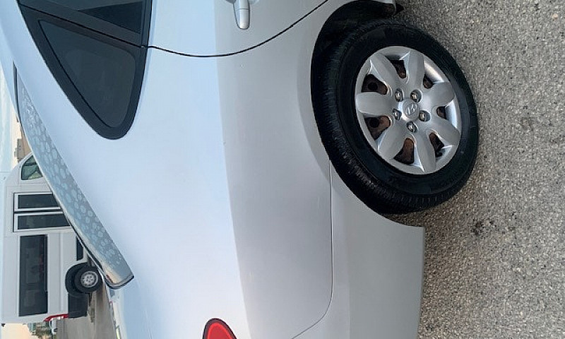2009 Hyundai Elantra...