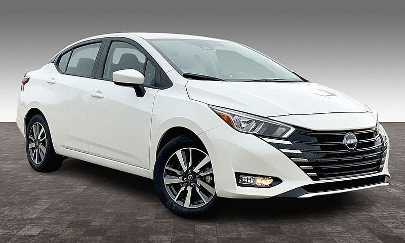 2025 Nissan Versa Sv...