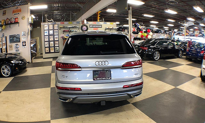 2021 Audi Q7 S-Line ...