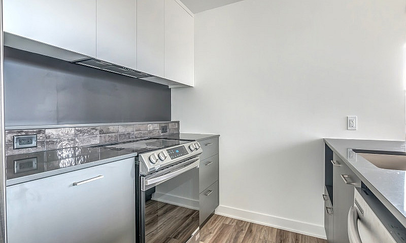 Grand 5 1/2 Condo Ne...