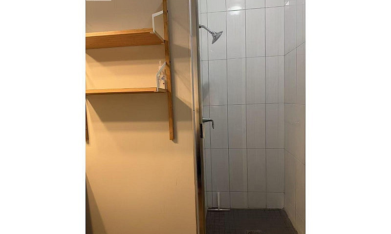 Ensuite 5335 Irving ...