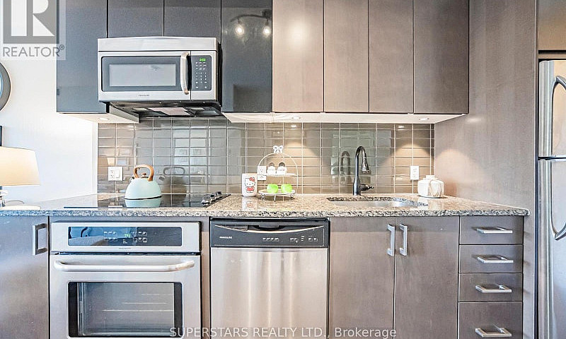 801 - 89 Dunfield Av...