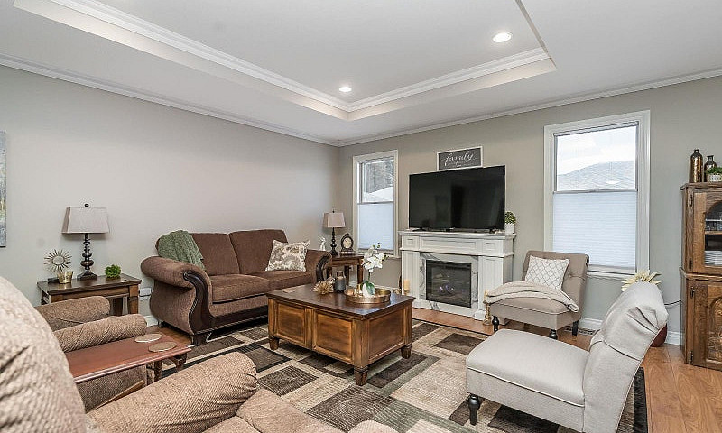 73 46000 Thomas Road...