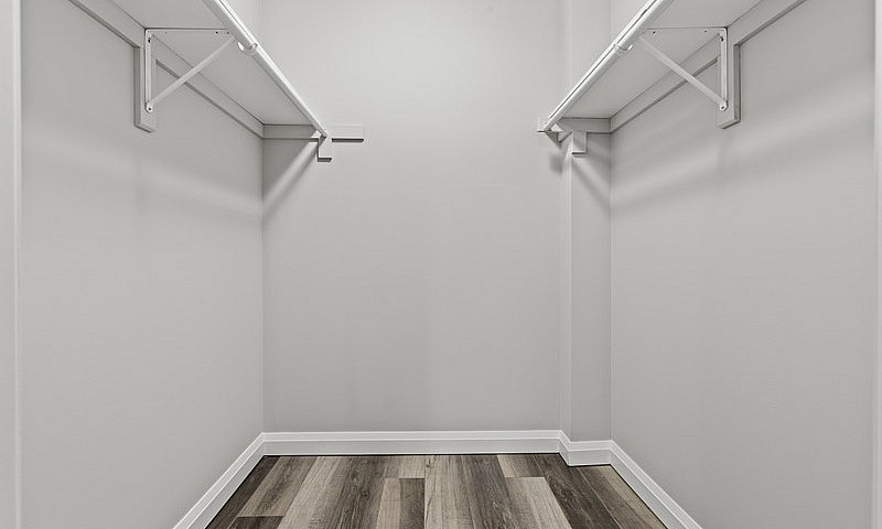 483 Linwell Road - 3...