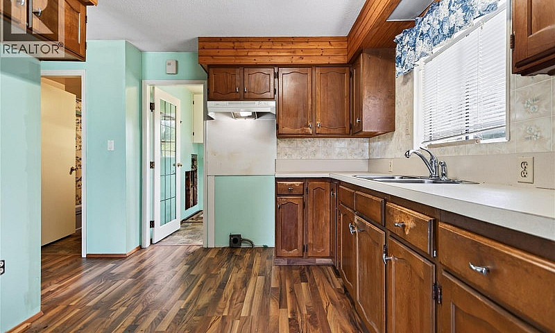 1232 Florence Rd Com...