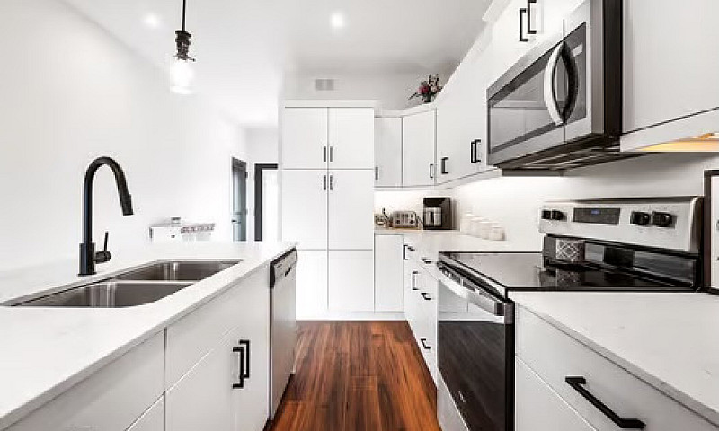 3 Bedroom Bungalow C...