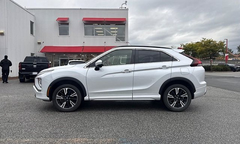 2024 Mitsubishi Ecli...