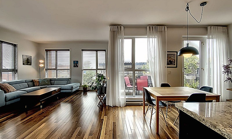 842 000$ - Condo À V...