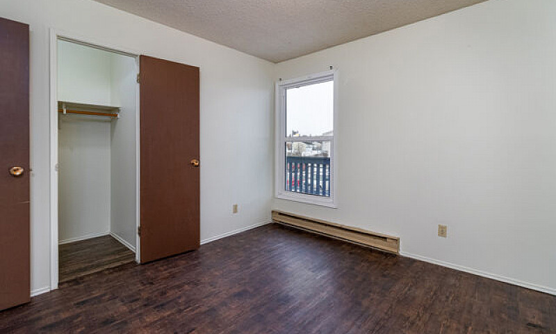 204 16Th St- 1 Bedro...