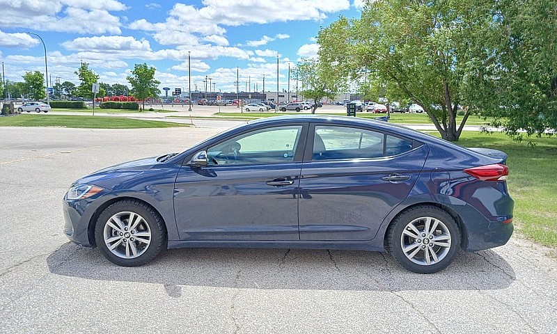 2017 Hyundai Elantra...